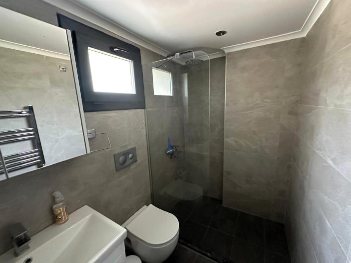 Image No.30-6 Bed Villa / Detached for sale