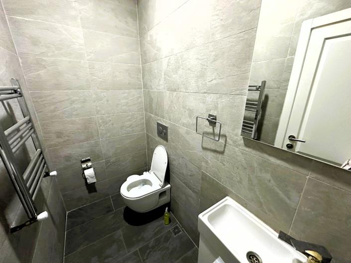 Image No.17-6 Bed Villa / Detached for sale