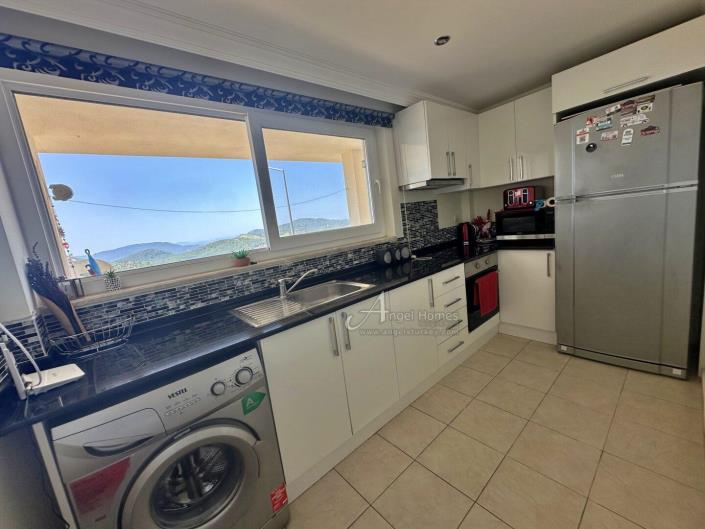 Image No.6-3 Bed Apartment for sale