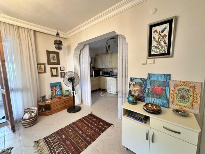 Image No.9-3 Bed Apartment for sale