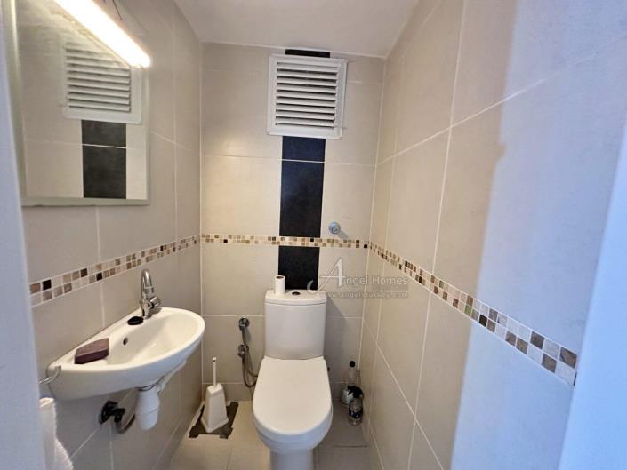 Image No.27-3 Bed Apartment for sale