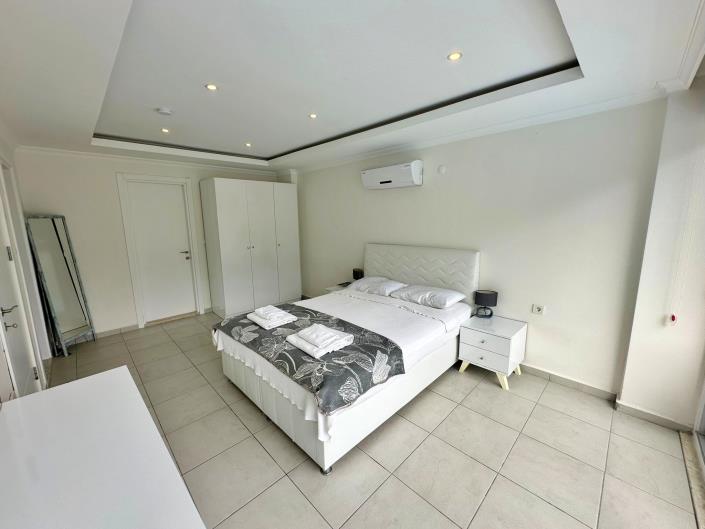 Image No.28-4 Bed Villa for sale