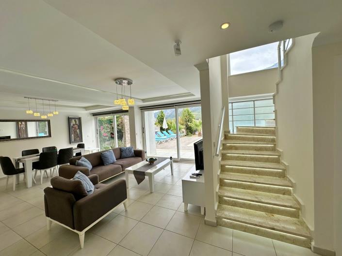 Image No.20-4 Bed Villa for sale