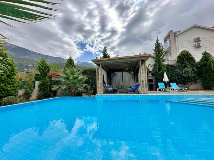 Image No.6-4 Bed Villa for sale