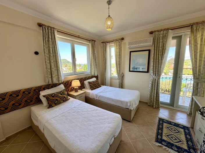 Image No.13-2 Bed Apartment for sale