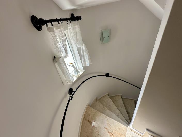 Image No.30-2 Bed Apartment for sale