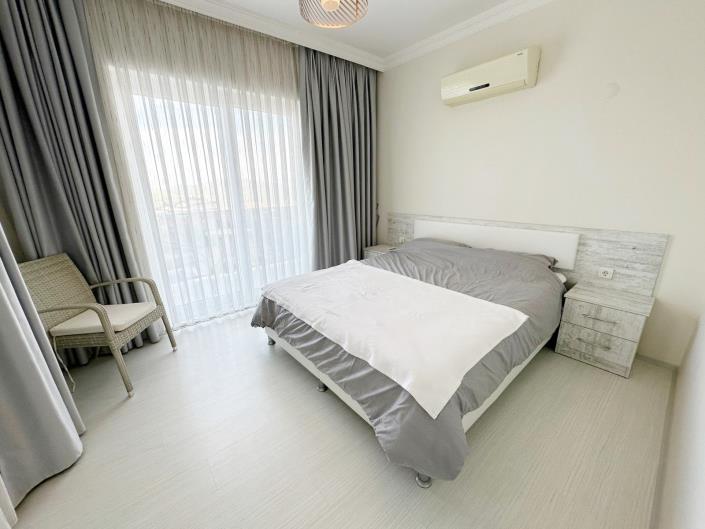 Image No.19-4 Bed Villa / Detached for sale