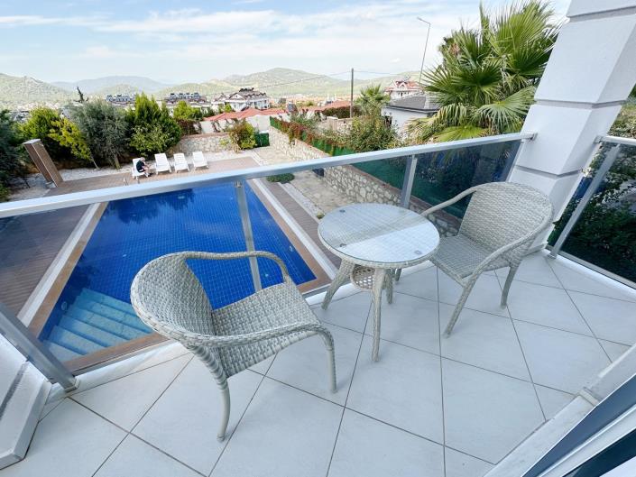 Image No.18-4 Bed Villa / Detached for sale