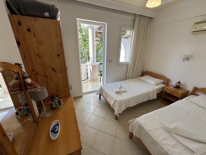 Image No.14-4 Bed Apartment for sale