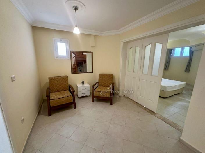 Image No.22-3 Bed Apartment for sale