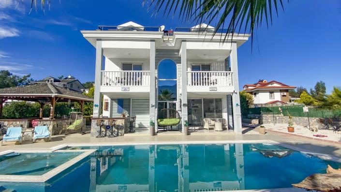 Image No.1-Villa / Détaché de 4 chambres à vendre à Hisaronu