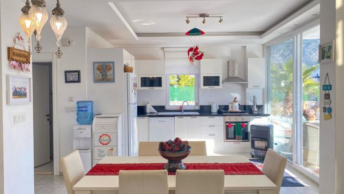 Image No.19-Villa / Détaché de 4 chambres à vendre à Hisaronu