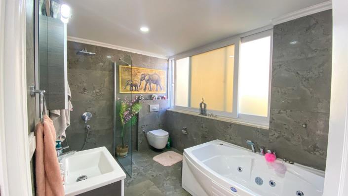 Image No.33-Villa / Détaché de 4 chambres à vendre à Hisaronu