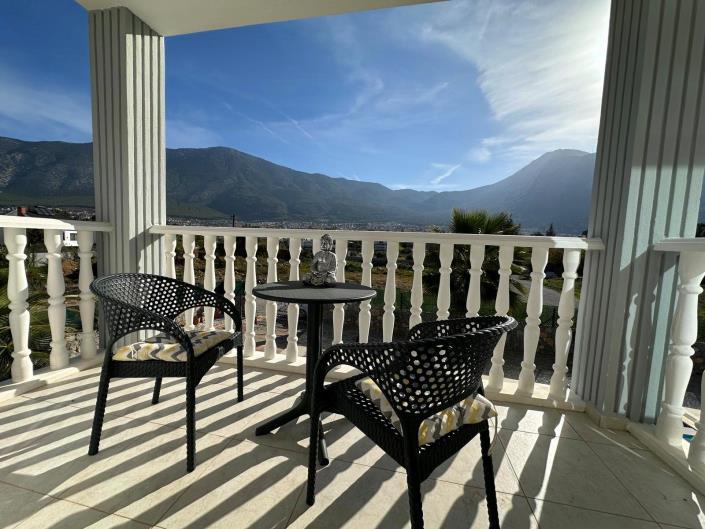 Image No.25-4 Bed Villa / Detached for sale