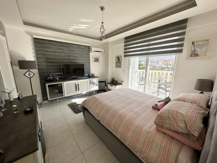 Image No.26-4 Bed Villa / Detached for sale