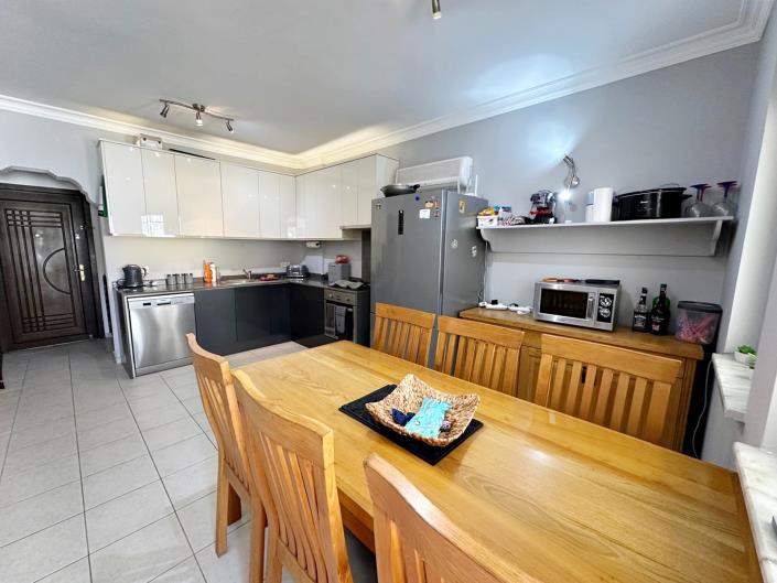 Image No.5-4 Bed Apartment for sale