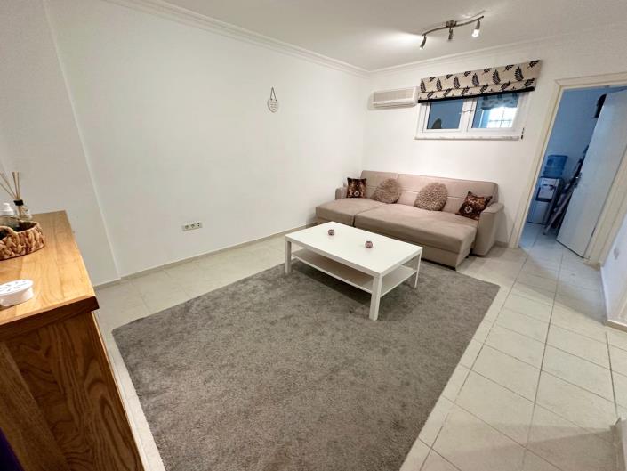 Image No.15-4 Bed Apartment for sale