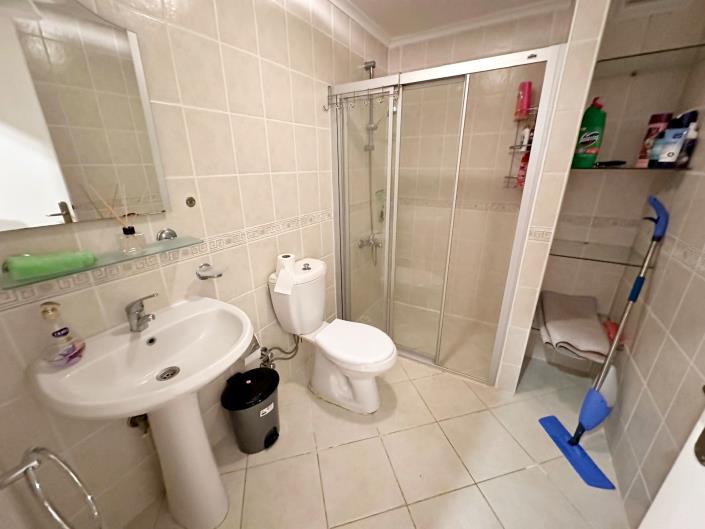 Image No.18-4 Bed Apartment for sale