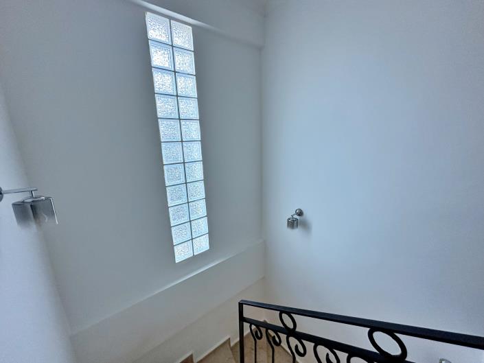 Image No.32-3 Bed Villa / Detached for sale