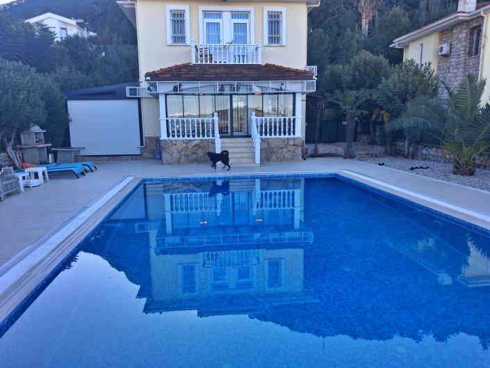 Image No.2-3 Bed Villa / Detached for sale