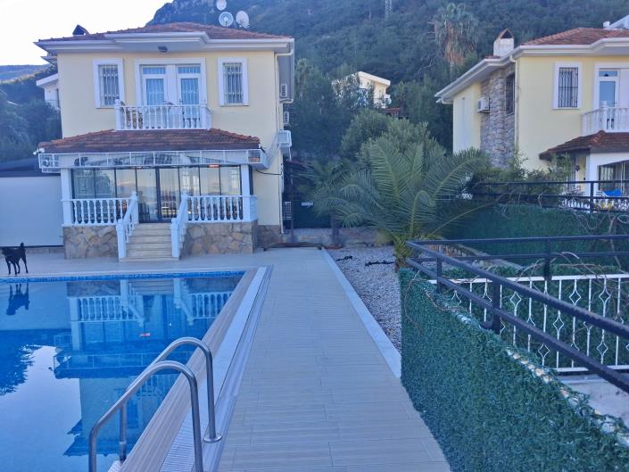 Image No.38-3 Bed Villa / Detached for sale