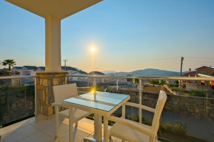 Image No.11-2 Bed Apartment for sale