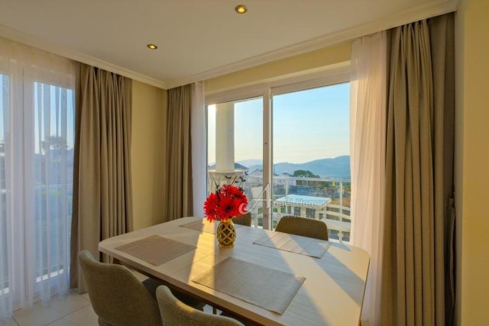 Image No.10-2 Bed Apartment for sale