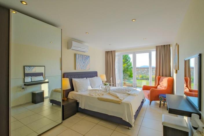 Image No.21-2 Bed Apartment for sale