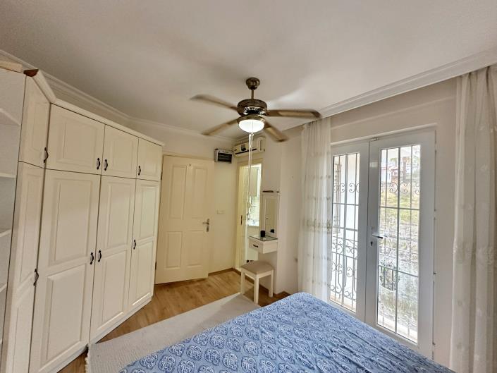 Image No.19-3 Bed Villa for sale