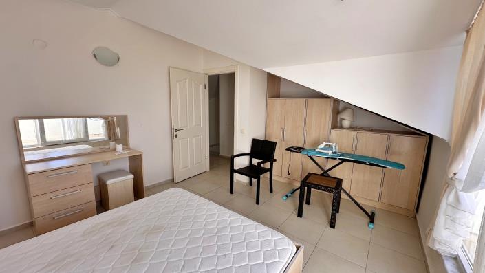 Image No.15-3 Bed Apartment for sale