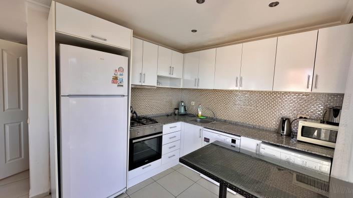 Image No.9-3 Bed Apartment for sale