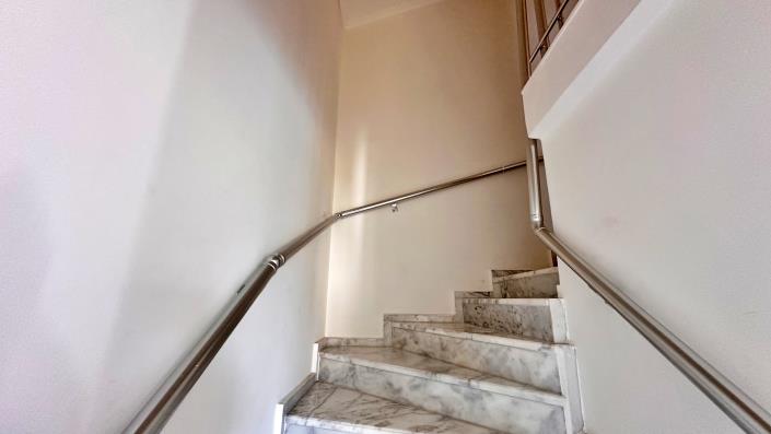 Image No.20-3 Bed Apartment for sale