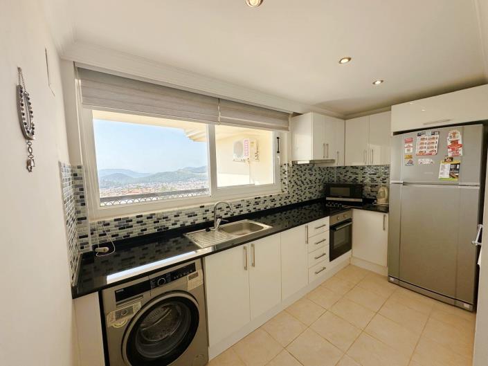 Image No.8-3 Bed Apartment for sale