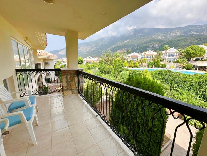 Image No.10-3 Bed Apartment for sale