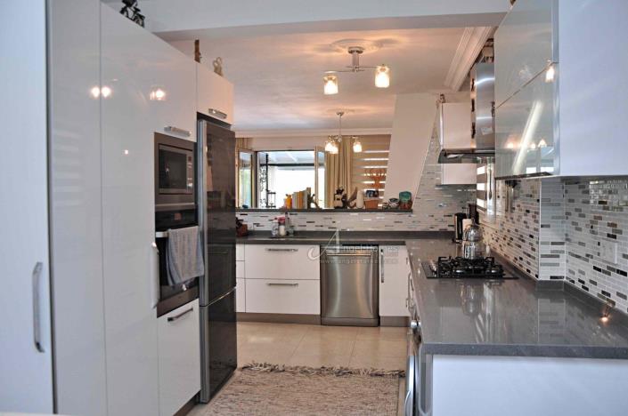 Image No.13-3 Bed Villa / Detached for sale