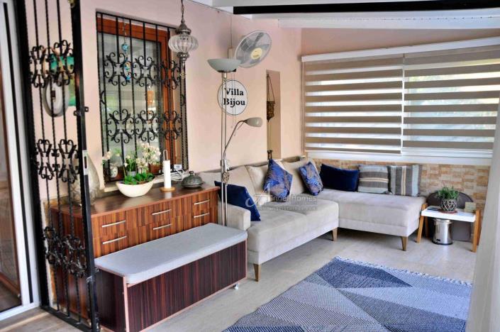 Image No.8-3 Bed Villa / Detached for sale