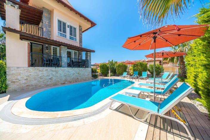 Image No.3-5 Bed Villa / Detached for sale