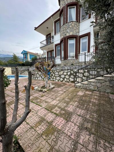 Image No.52-3 Bed Villa / Detached for sale