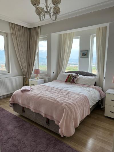 Image No.24-3 Bed Villa / Detached for sale