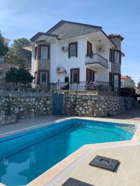 3_bed_villa_kadikoy_outside_5
