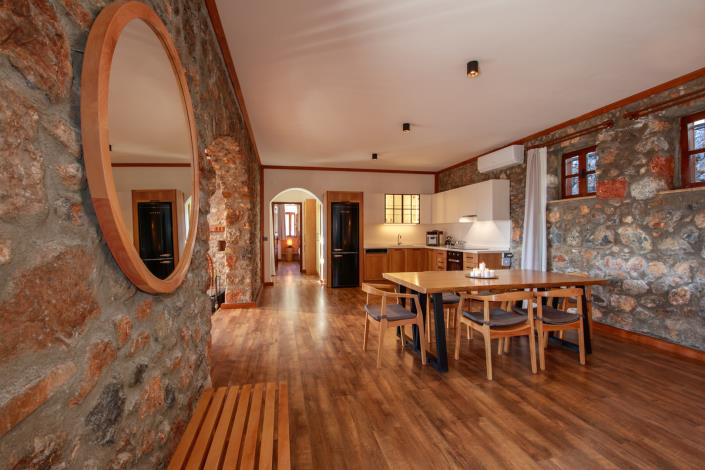 Image No.15-4 Bed Villa / Detached for sale