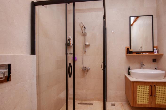 Image No.28-4 Bed Villa / Detached for sale