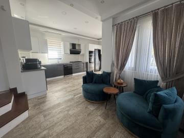 Media-18-FB965EC2-0547-4EF7-BB57-FD00BBCD1FB5