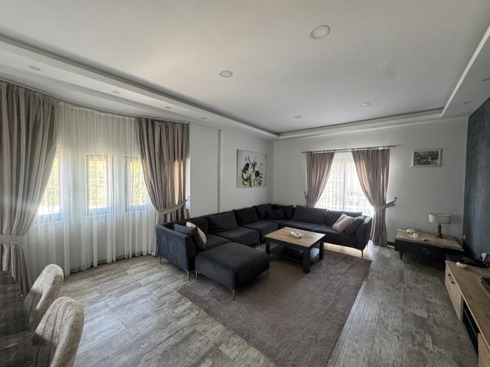 Image No.7-5 Bed Villa / Detached for sale