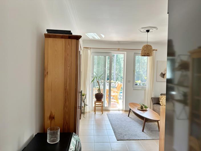 Image No.10-3 Bed Apartment for sale