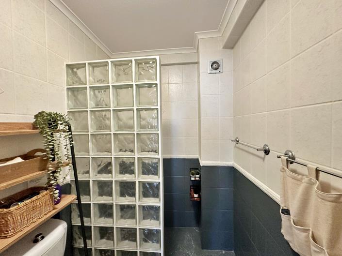 Image No.34-3 Bed Apartment for sale