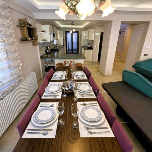 Image No.5-4 Bed Villa / Detached for sale