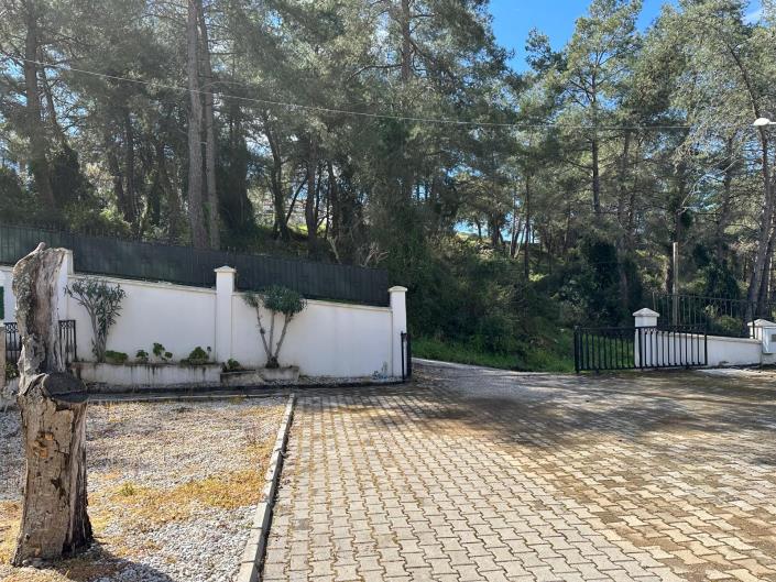 Image No.26-4 Bed Villa / Detached for sale