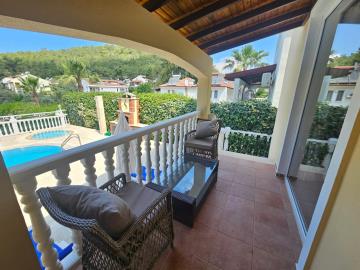 Brooklands-Villa-Balcony-4