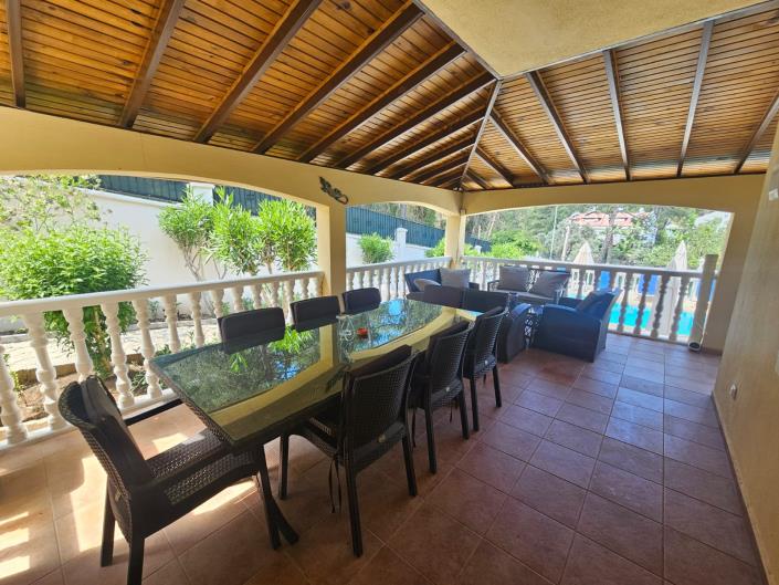 Image No.6-4 Bed Villa / Detached for sale